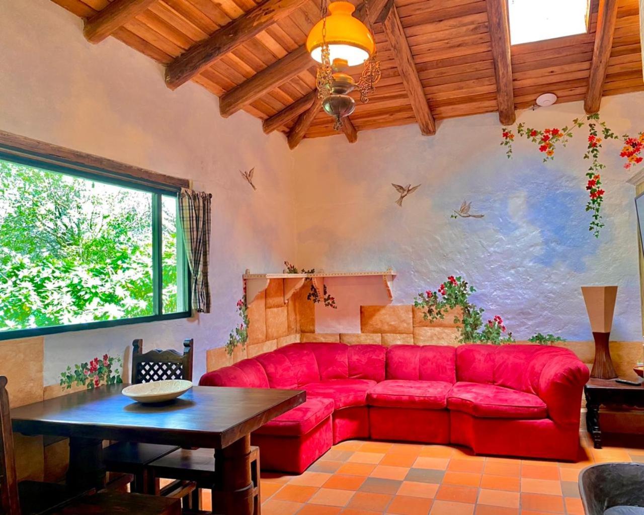 Bed and Breakfast Hacienda San Juan De La Vega Отавало Экстерьер фото
